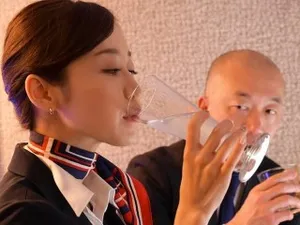 Thanh niến số hưởng địt cả con lẫn mẹ